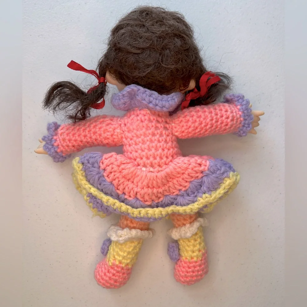 Freckled Face Vintage Crochet Yarn Doll 11 long x 9 wide